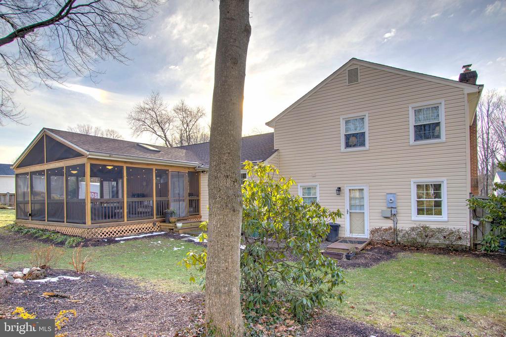4363 Harvester Farm Ln