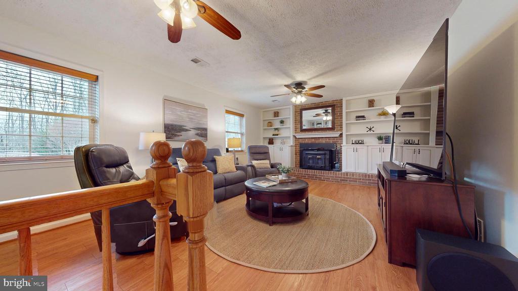 4363 Harvester Farm Ln