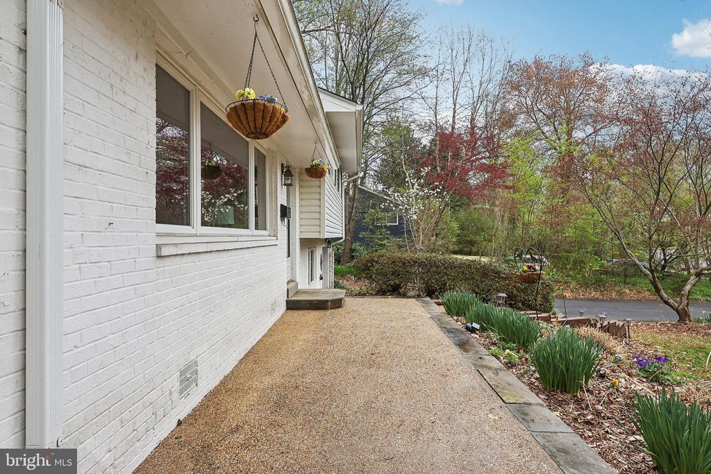 4212 Wakefield Dr