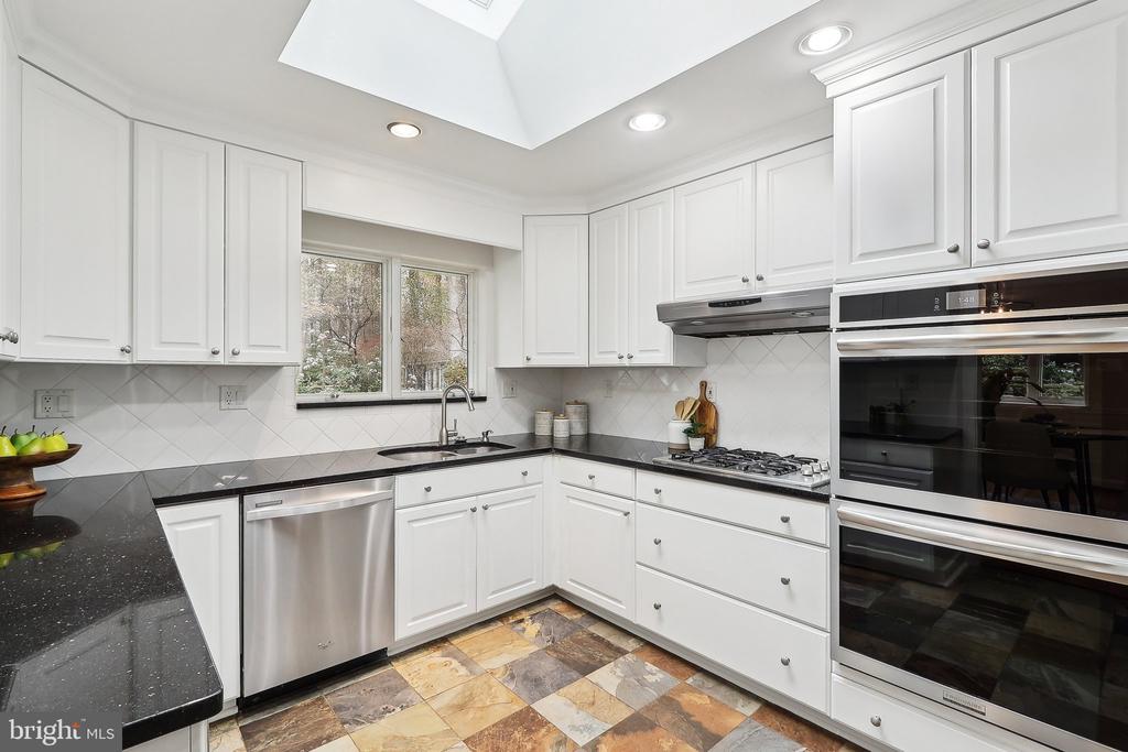 4212 Wakefield Dr