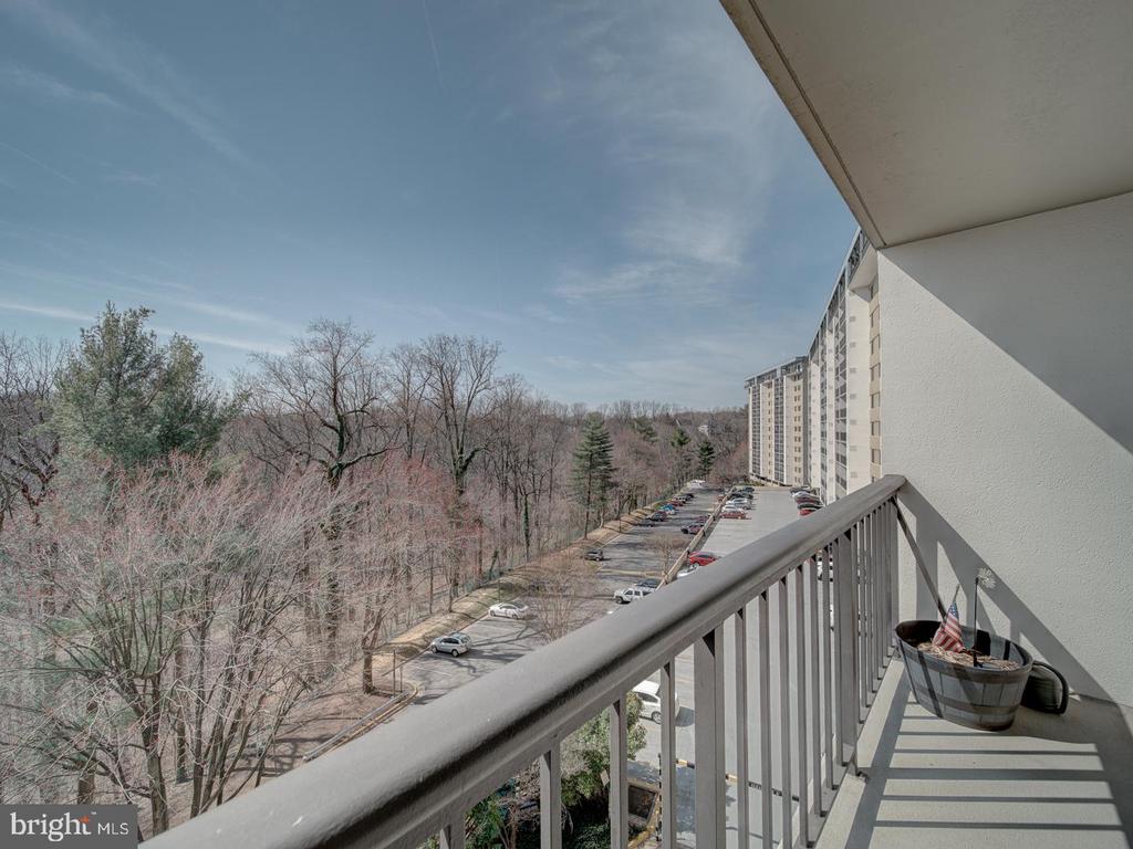 3800 Powell Ln #727