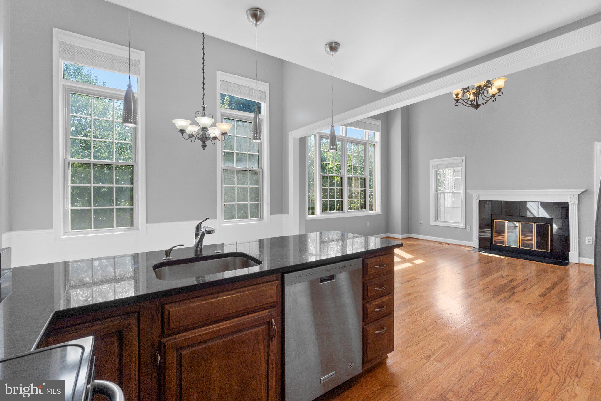 2170 KINGS GARDEN WAY