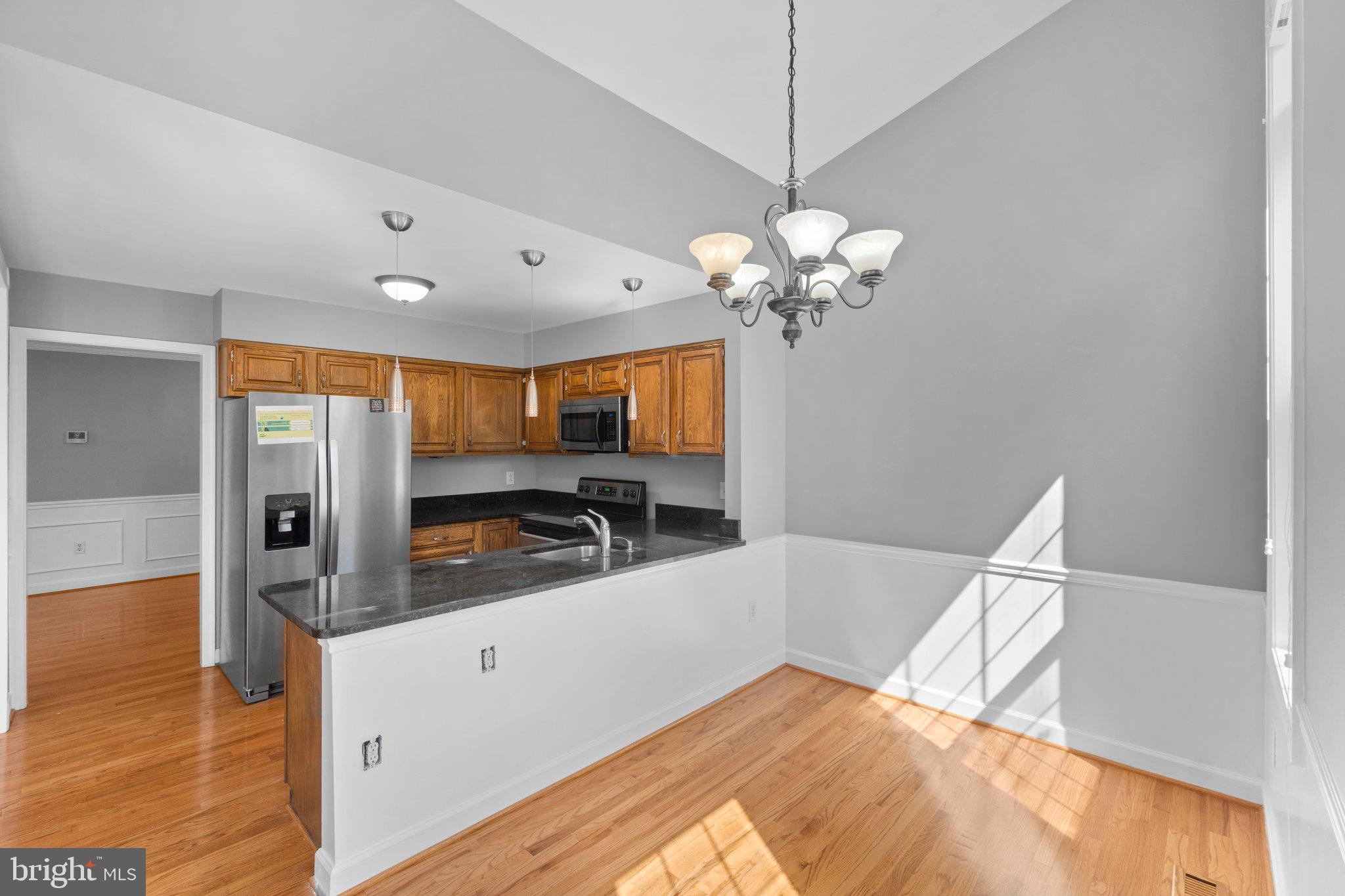 2170 KINGS GARDEN WAY