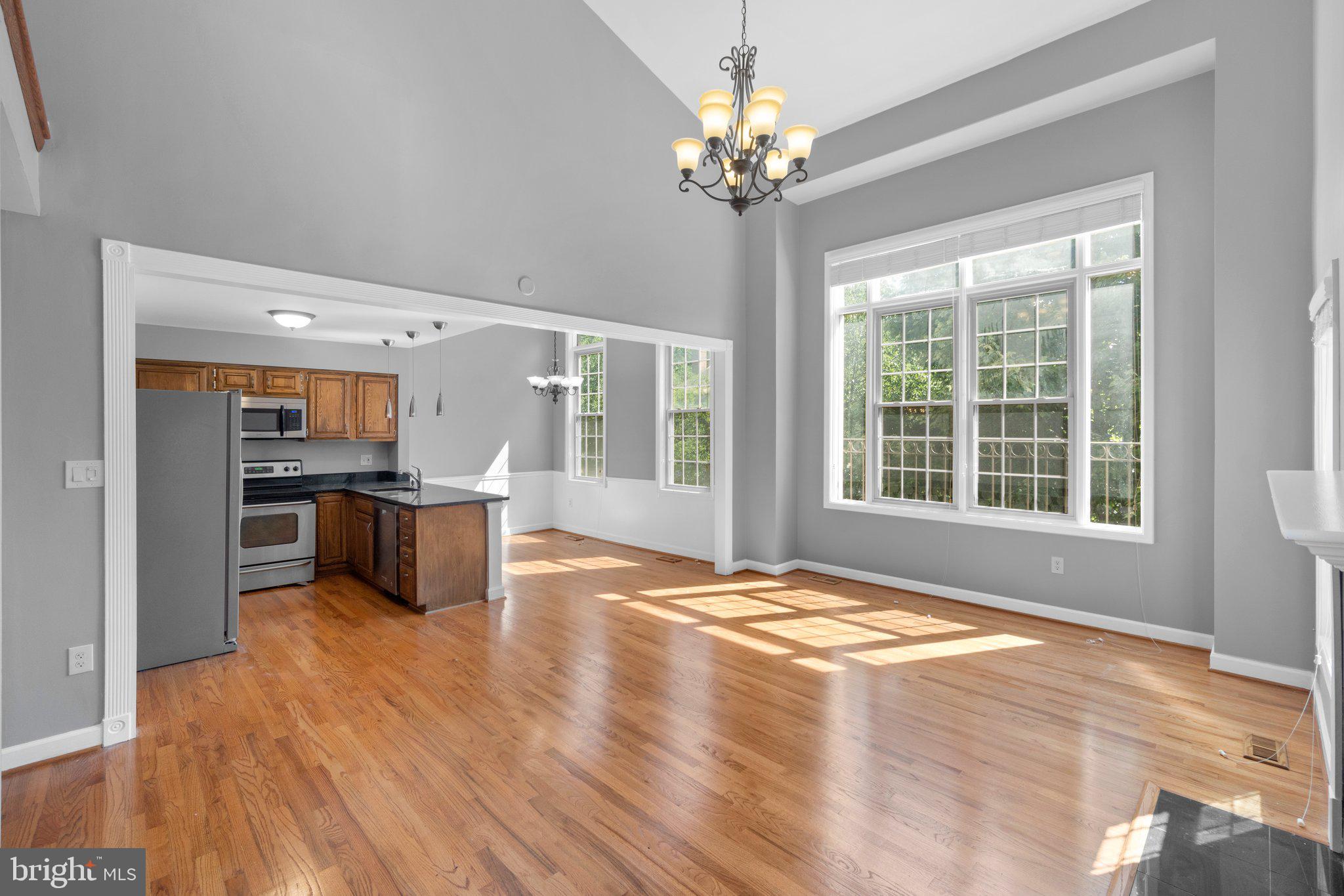 2170 KINGS GARDEN WAY