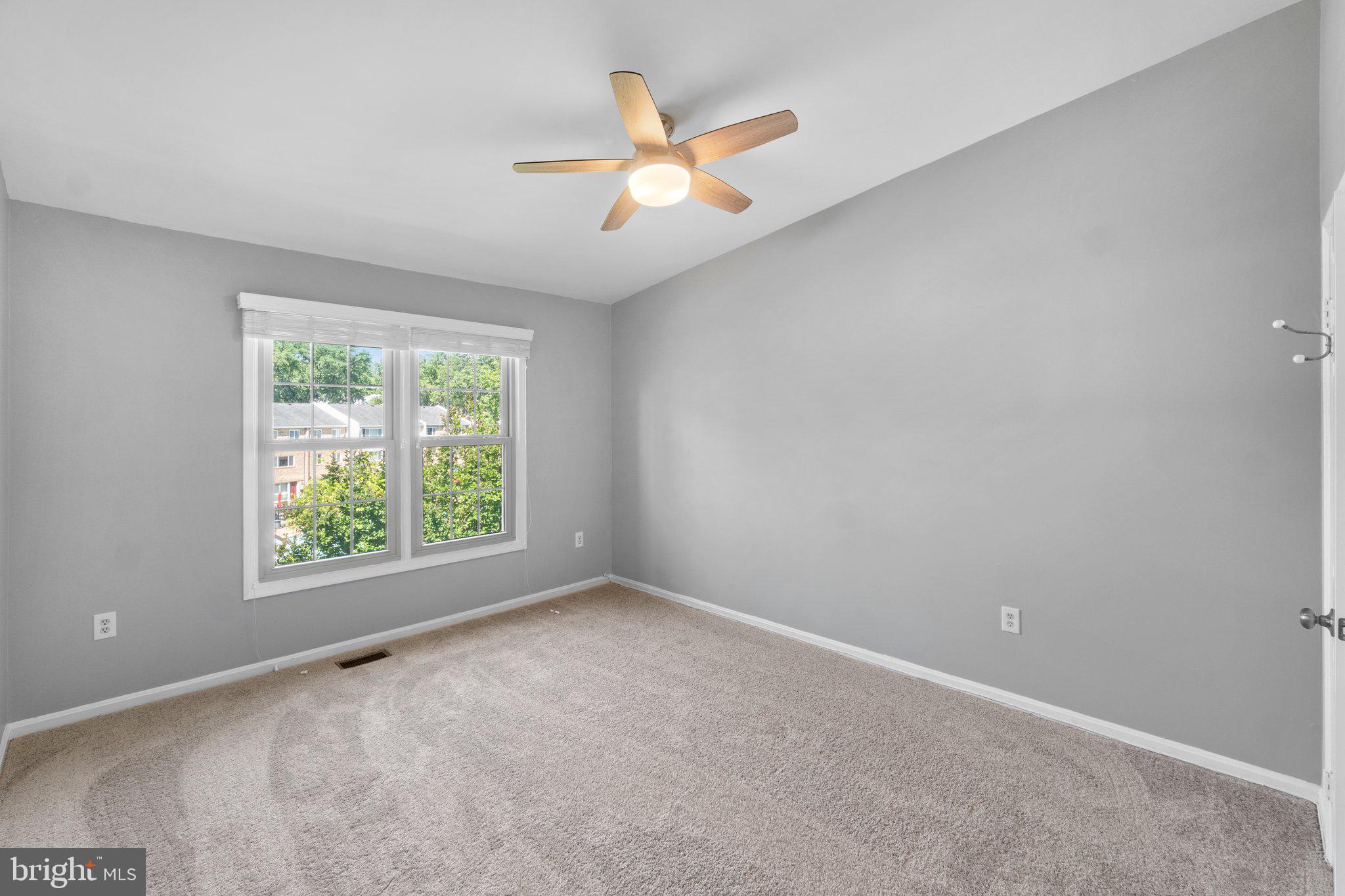 2170 KINGS GARDEN WAY