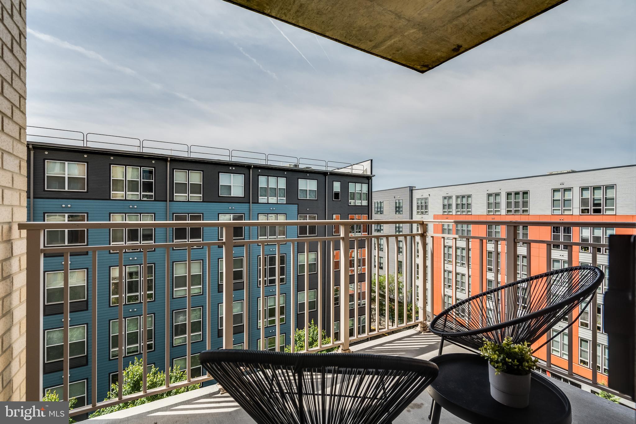 2726 GALLOWS ROAD 609