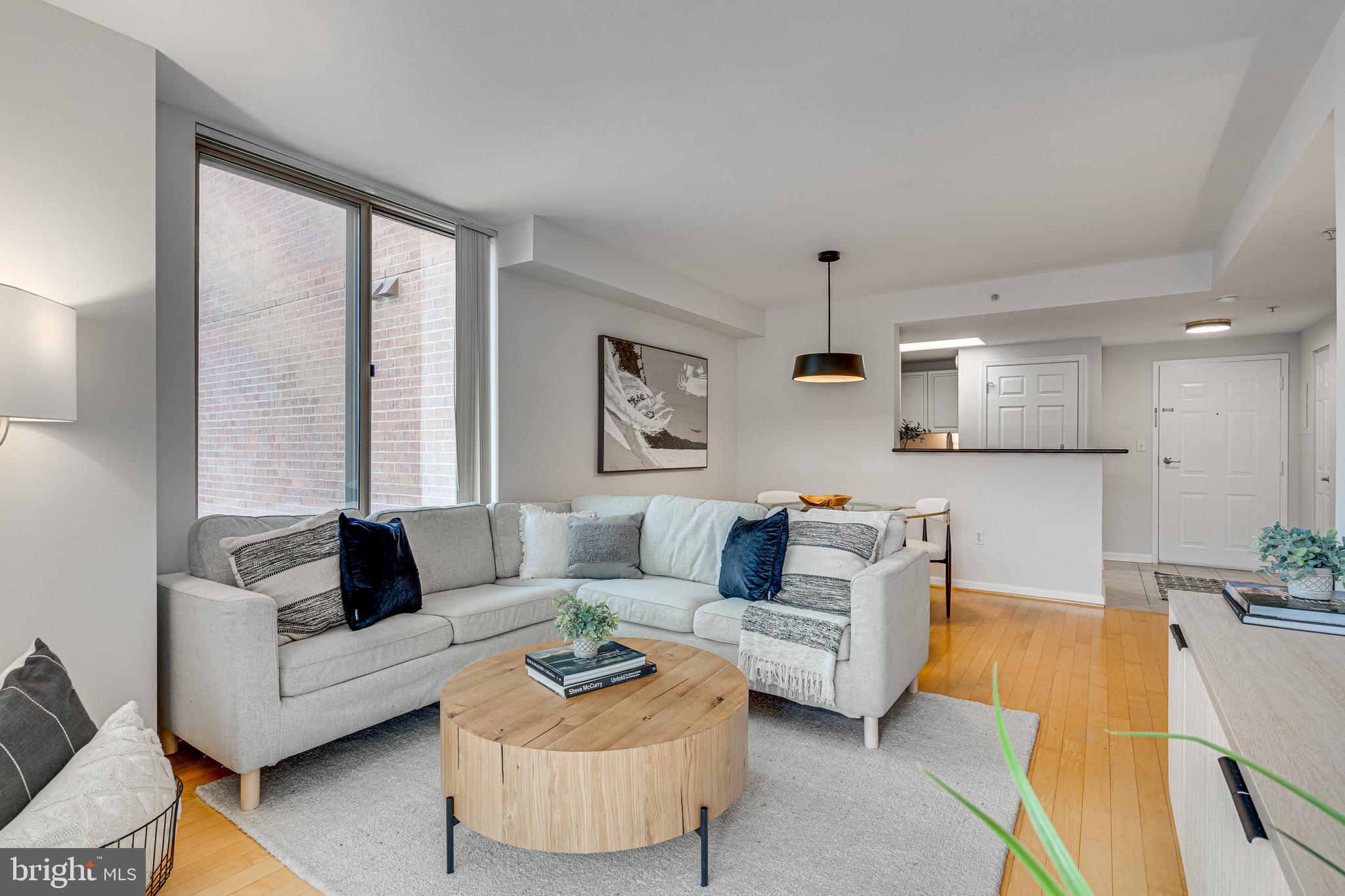 2726 GALLOWS ROAD 609