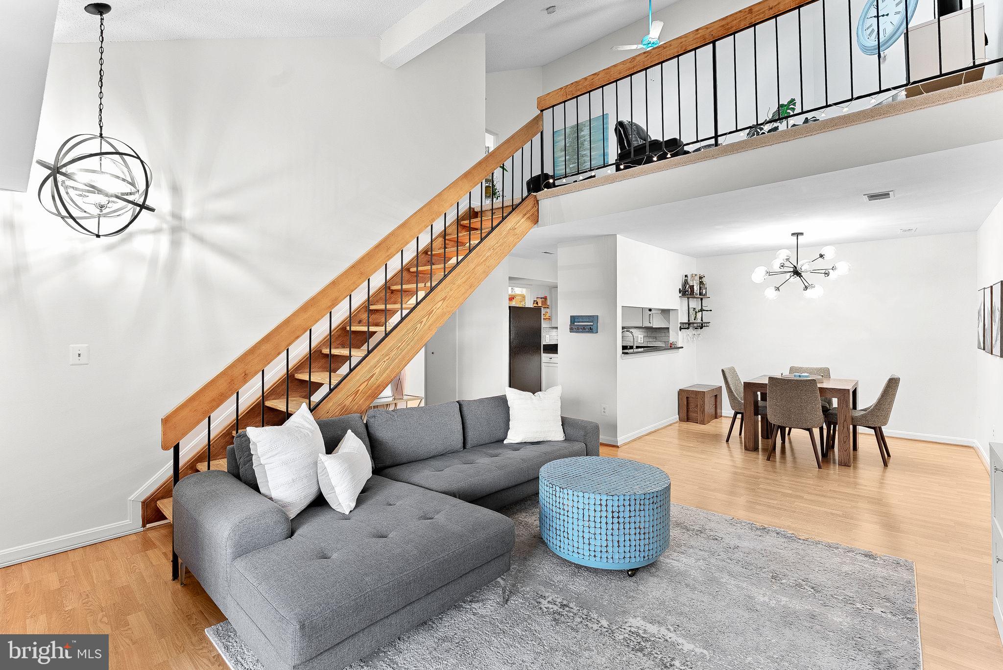 6900 Mary Caroline Cir #L