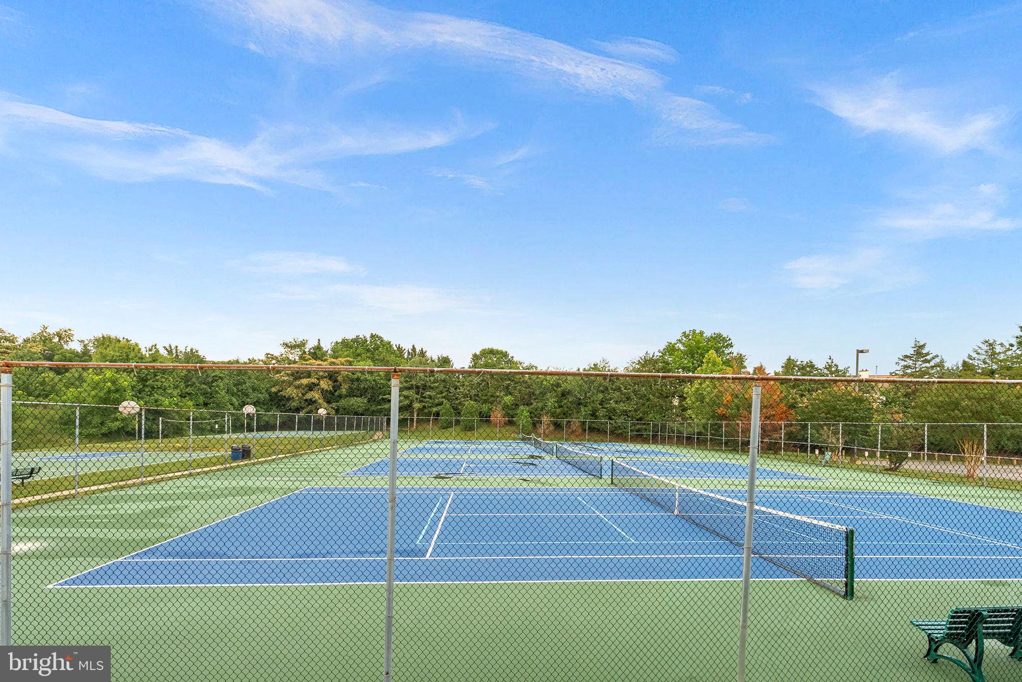 6900 Mary Caroline Cir #L