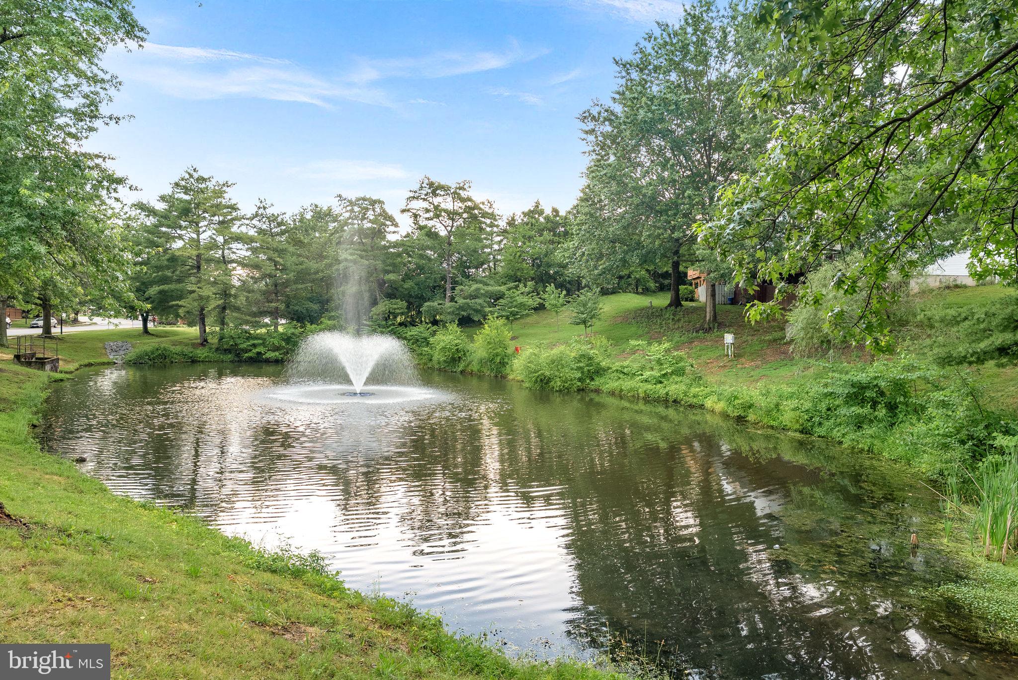 6900 Mary Caroline Cir #L