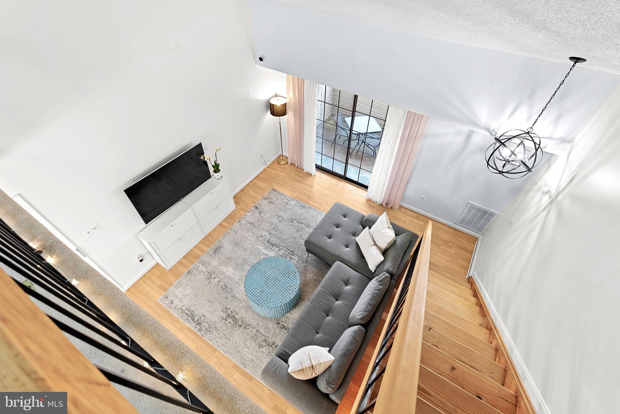 6900 Mary Caroline Cir #L