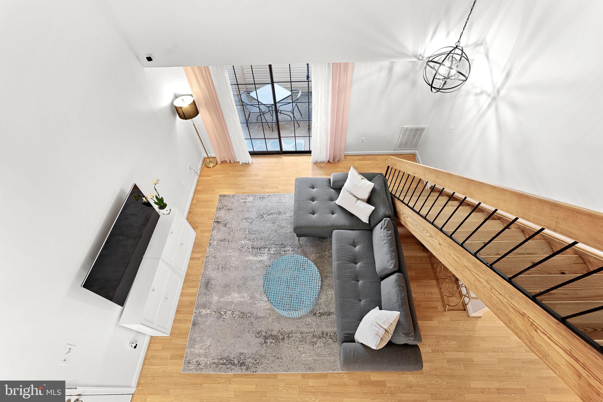 6900 Mary Caroline Cir #L