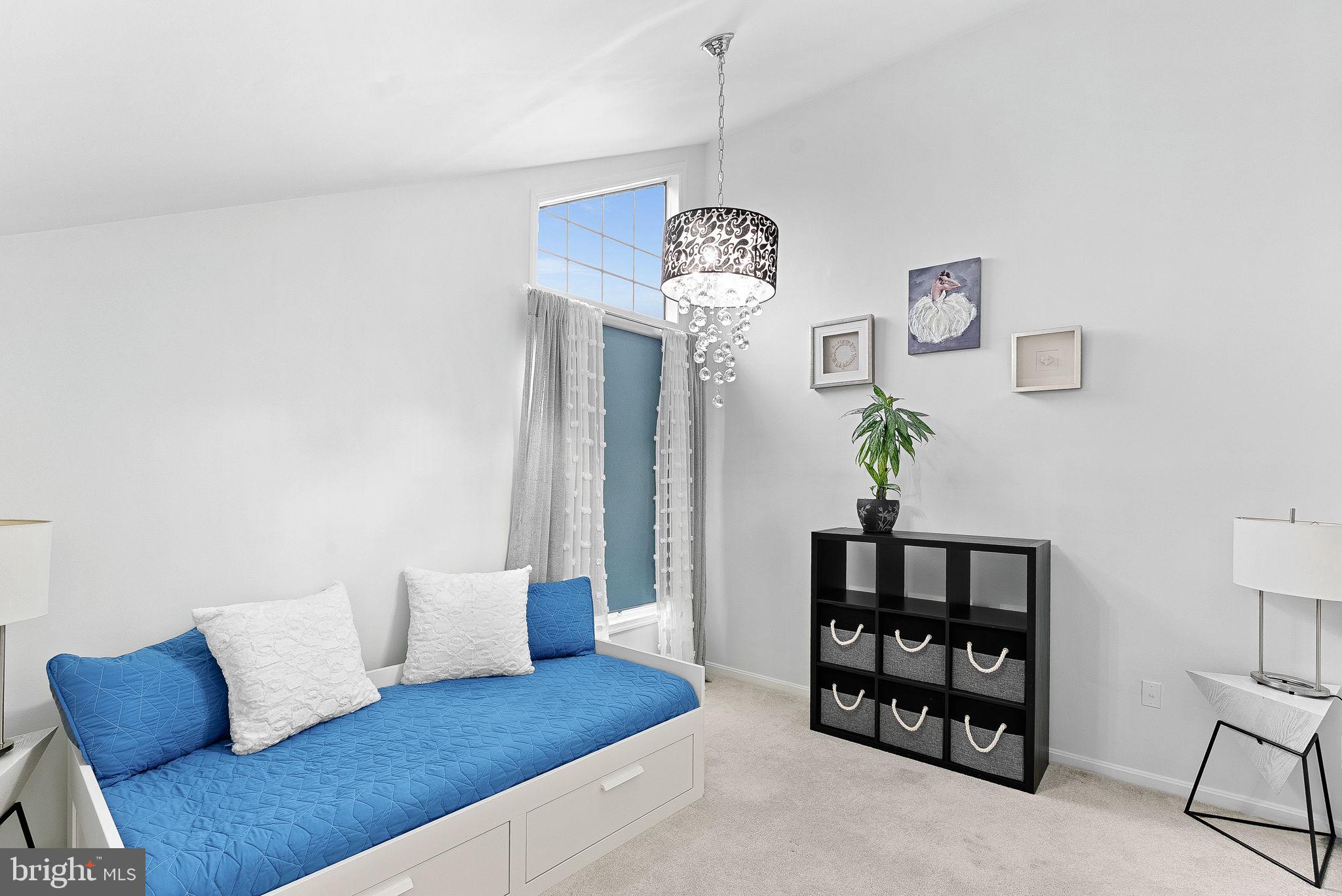 6900 Mary Caroline Cir #L