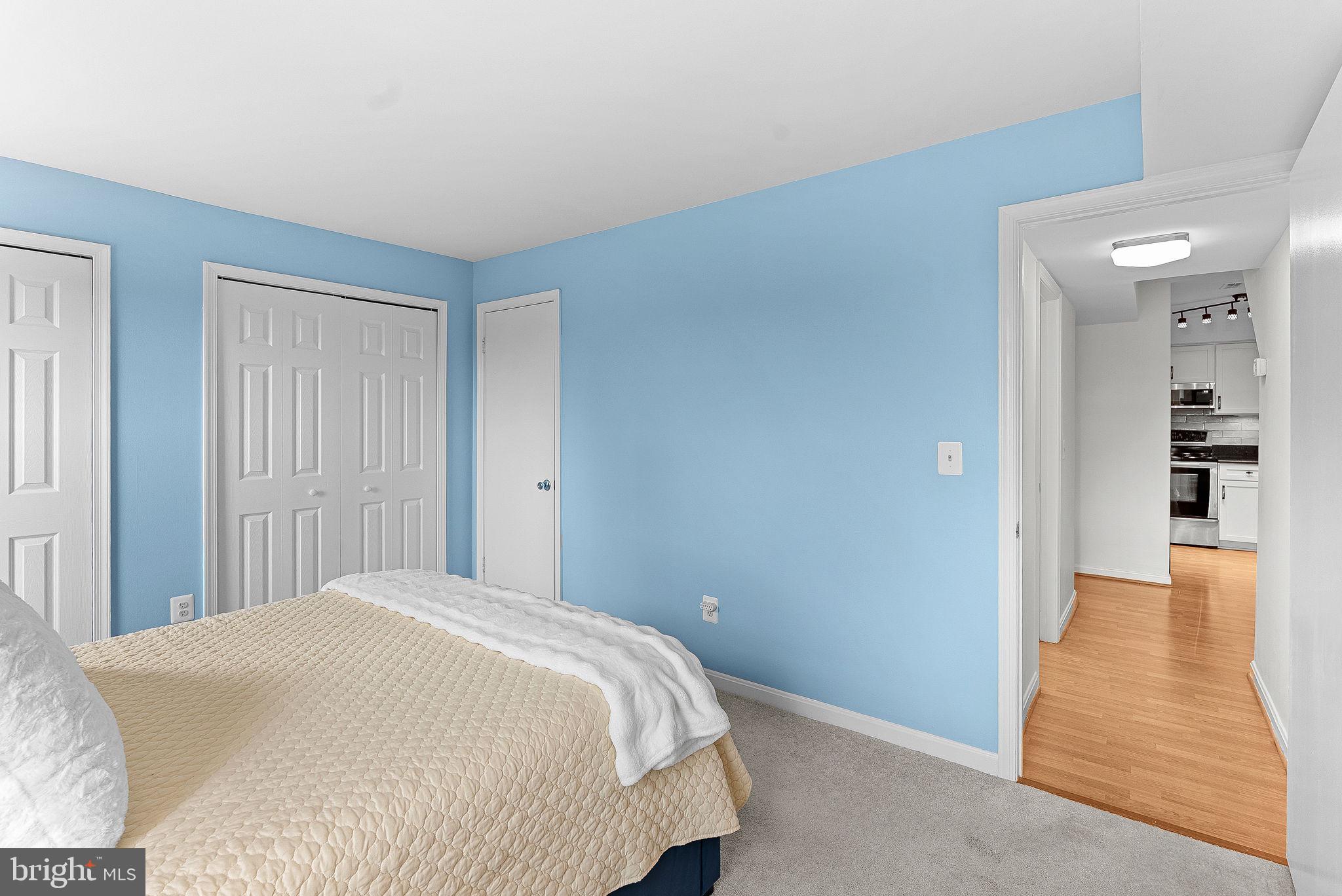 6900 Mary Caroline Cir #L