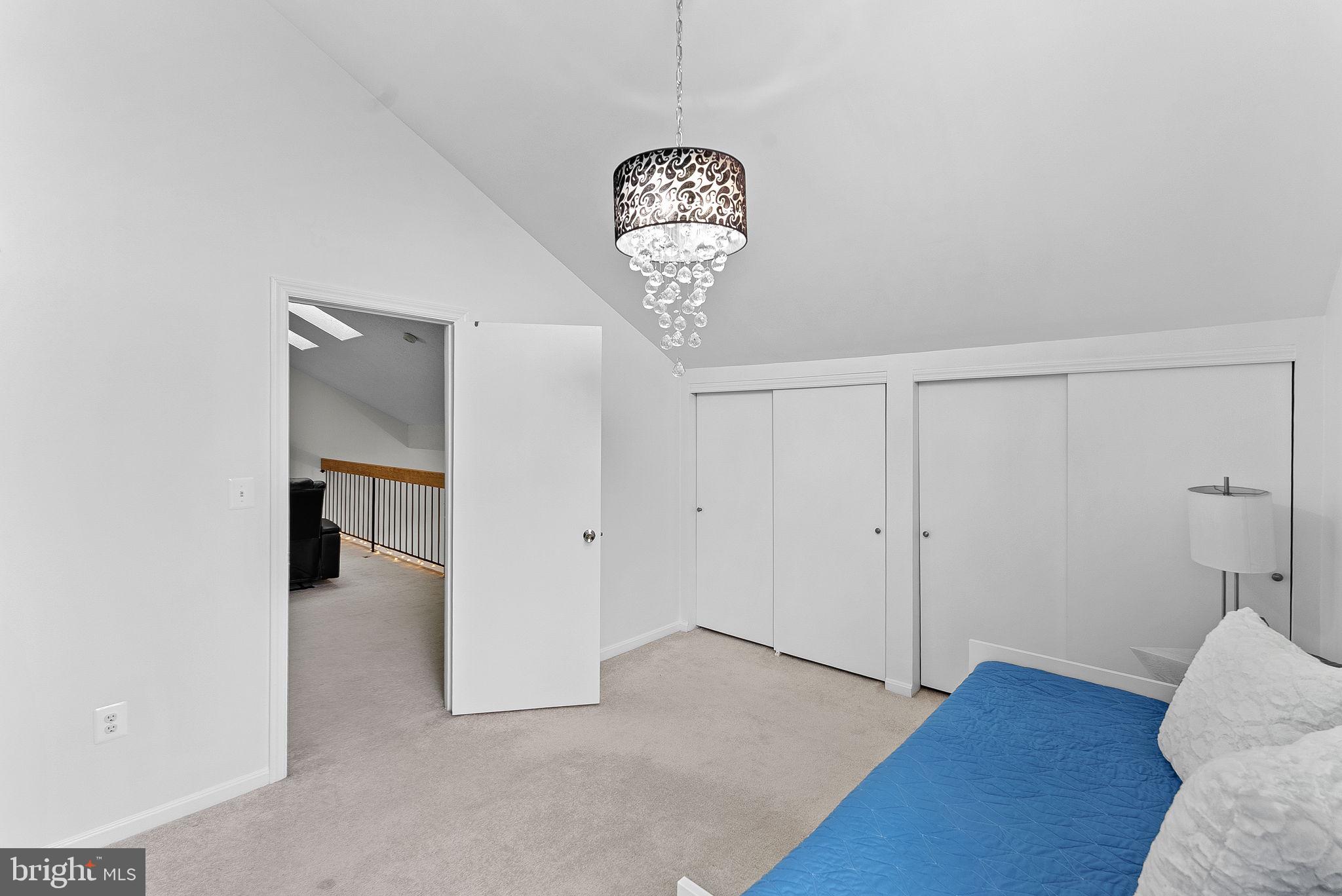 6900 Mary Caroline Cir #L