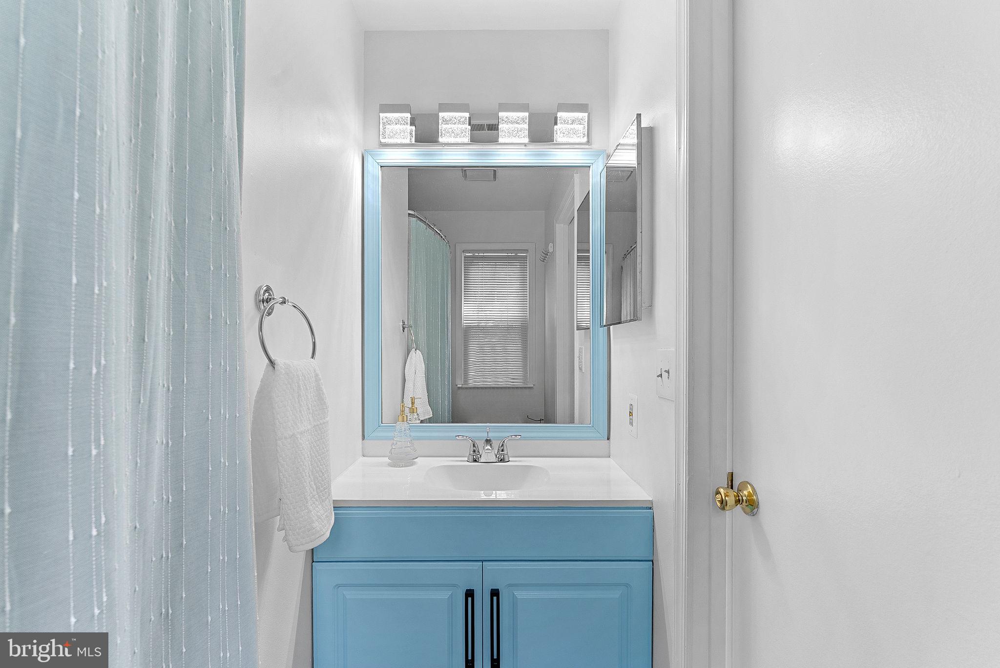 6900 Mary Caroline Cir #L