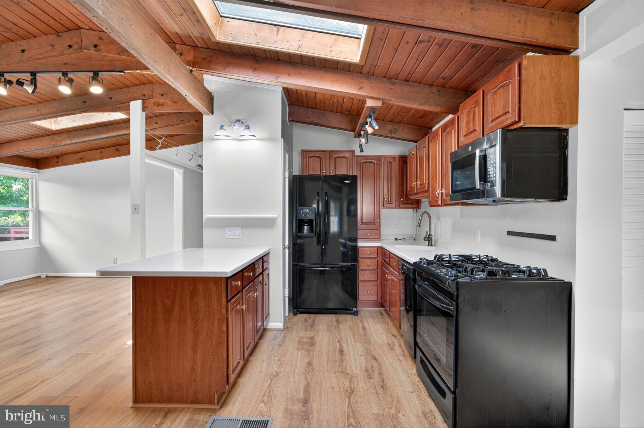 2910 PINE SPRING ROAD