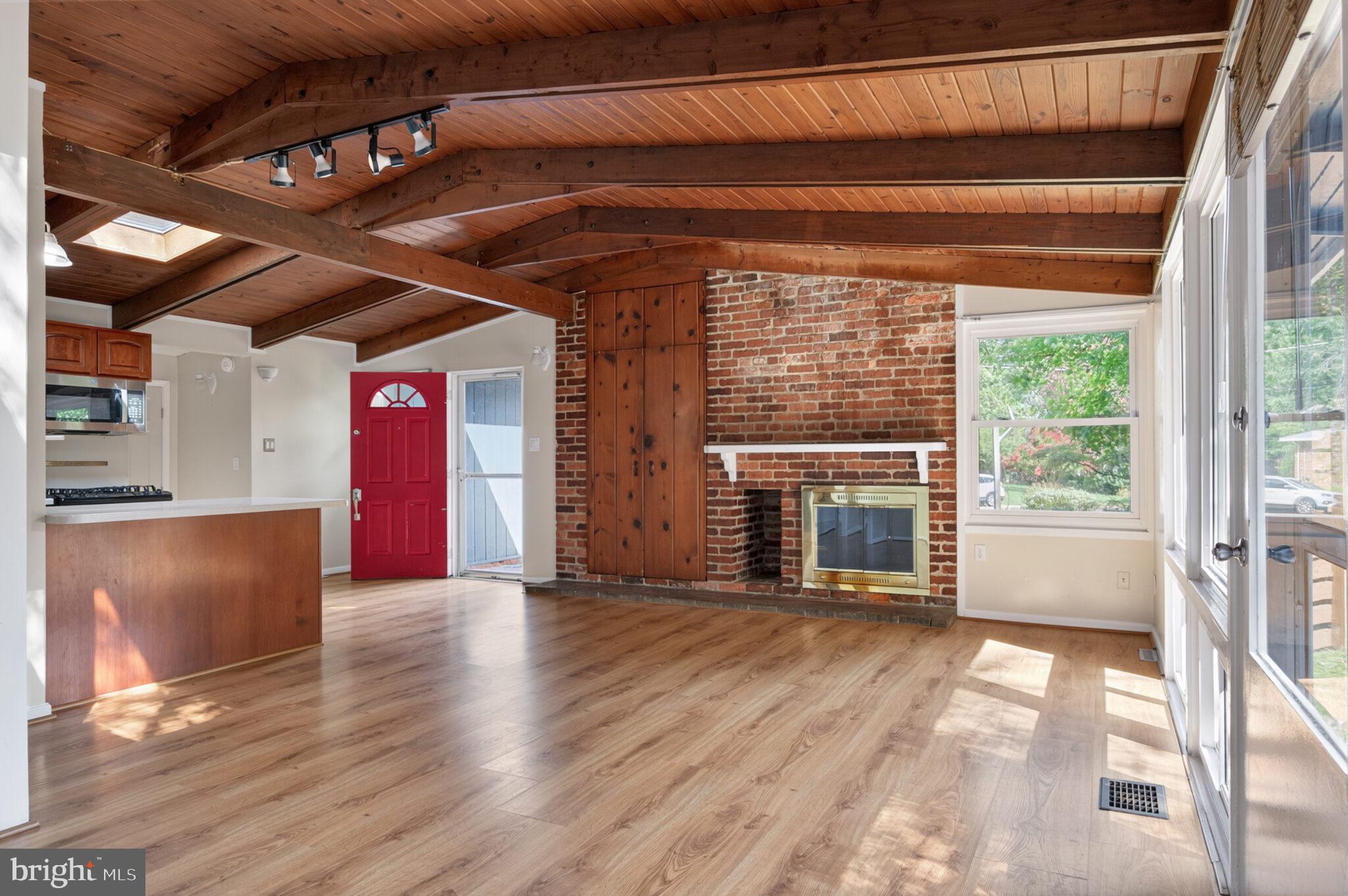 2910 PINE SPRING ROAD