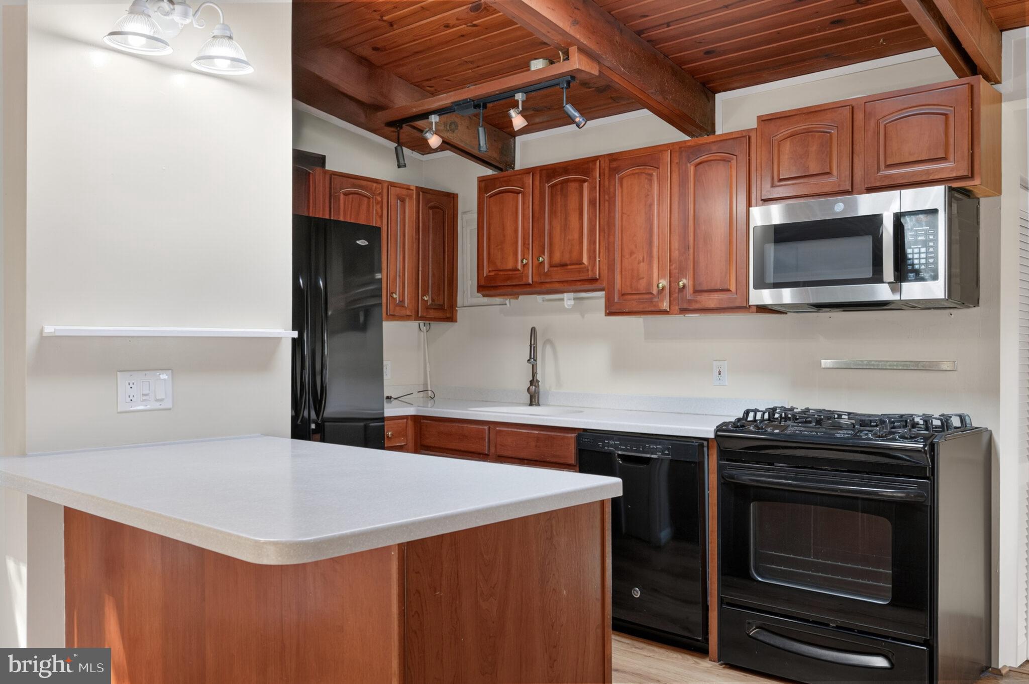 2910 PINE SPRING ROAD