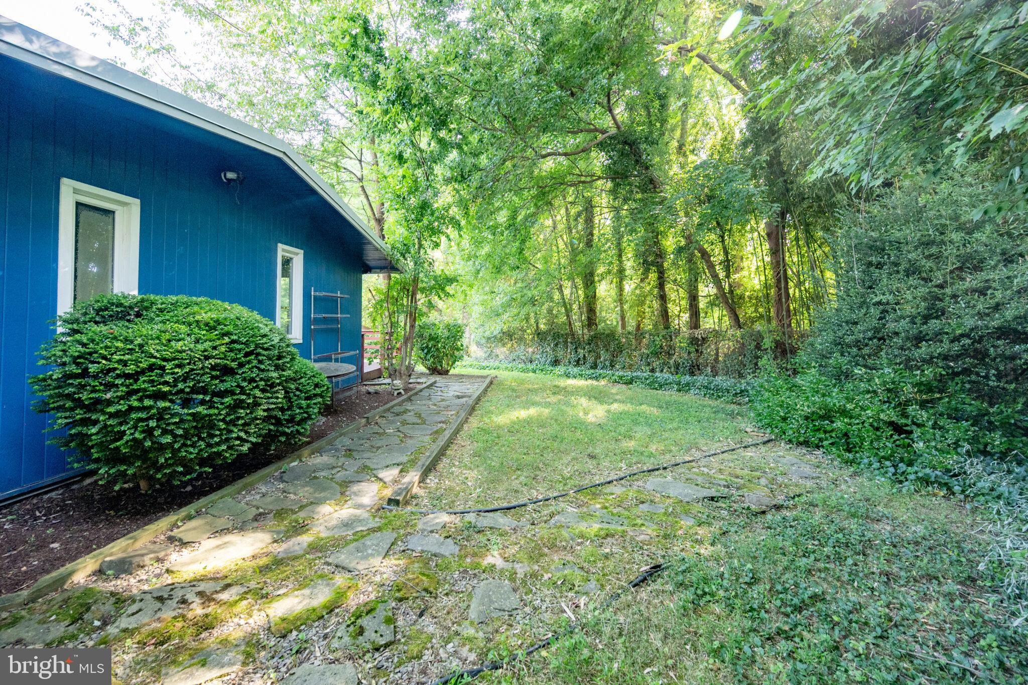 2910 PINE SPRING ROAD