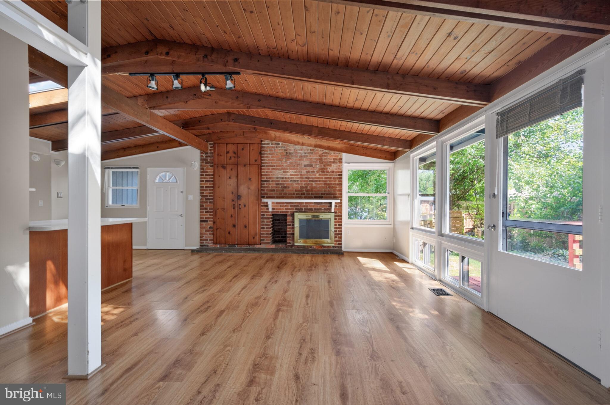 2910 PINE SPRING ROAD