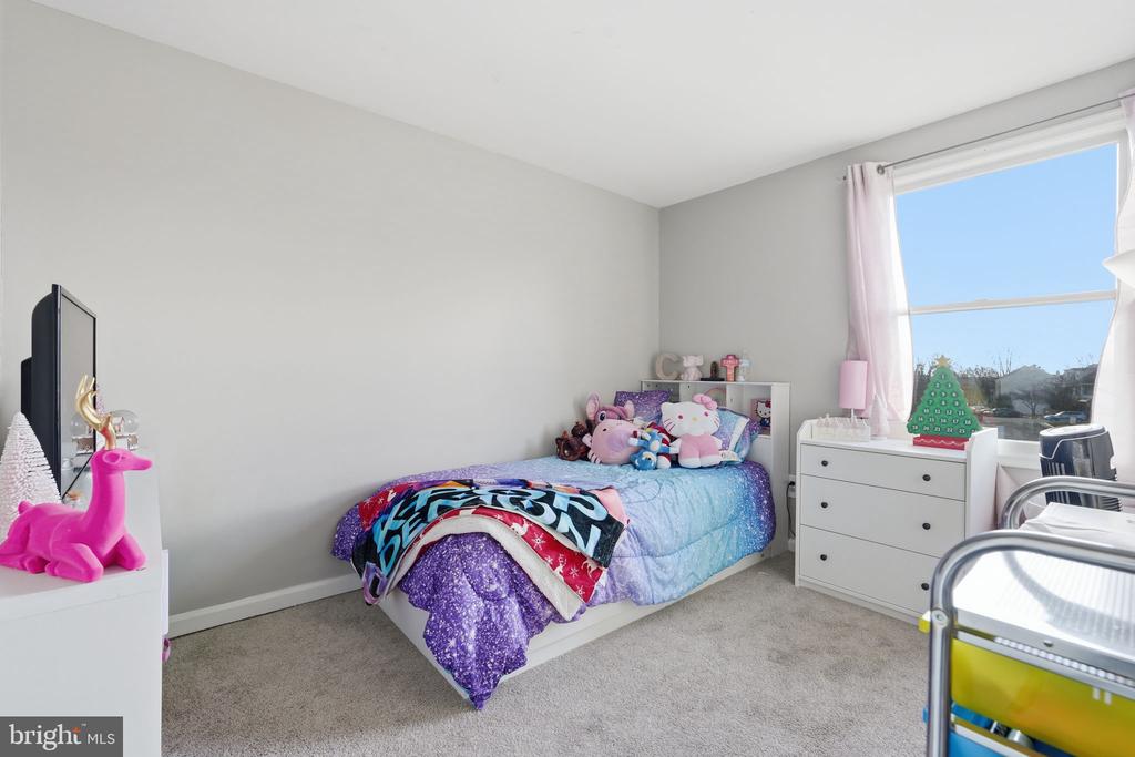 6311 BETSY ROSS COURT