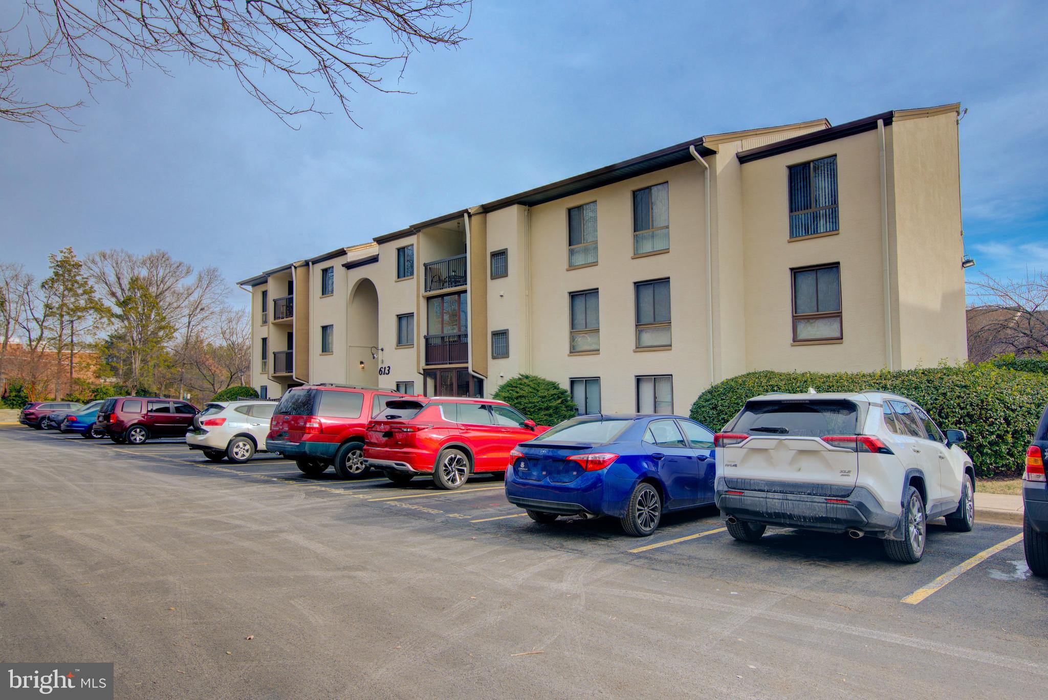 613 CENTER STREET T2