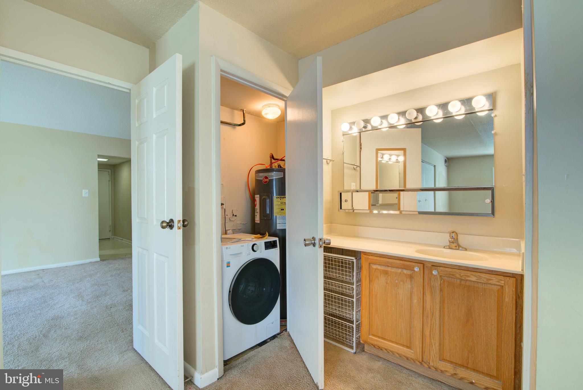 613 CENTER STREET T2