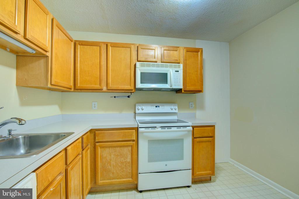 613 CENTER STREET T2