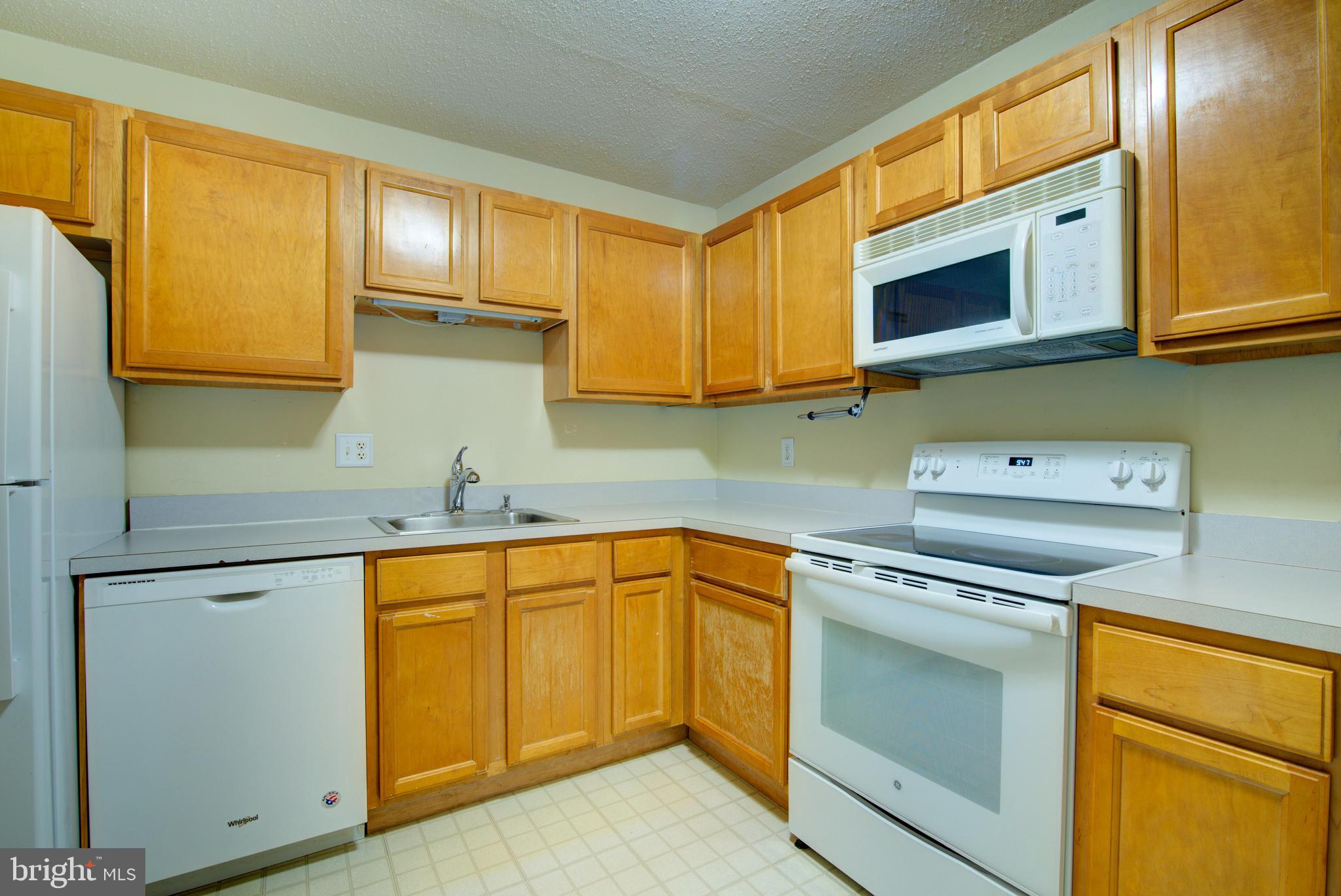 613 CENTER STREET T2