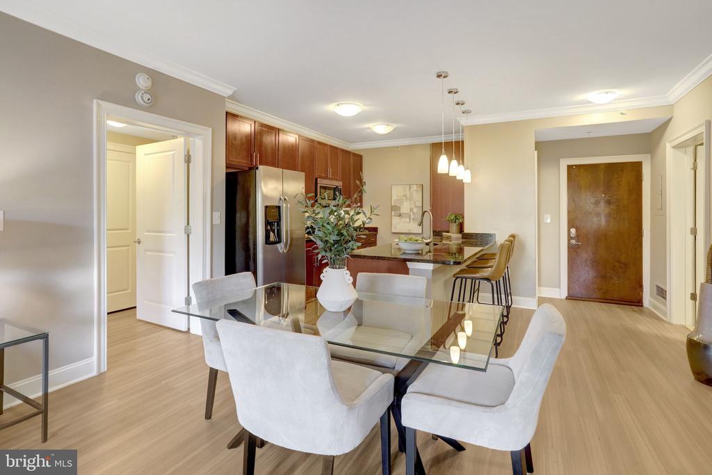 6301 EDSALL ROAD Unit: 122
