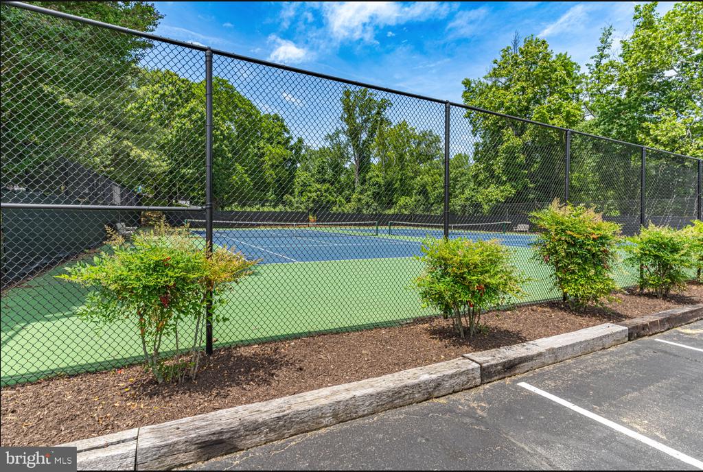 6301 EDSALL ROAD Unit: 122