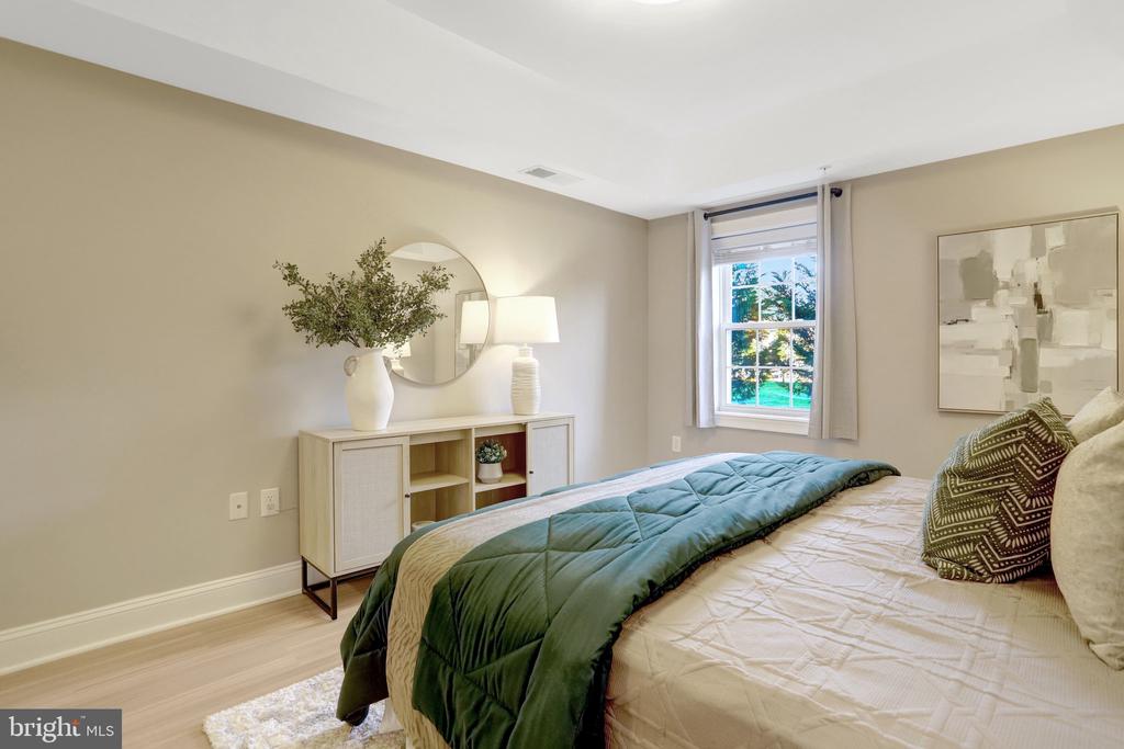 6301 EDSALL ROAD Unit: 122