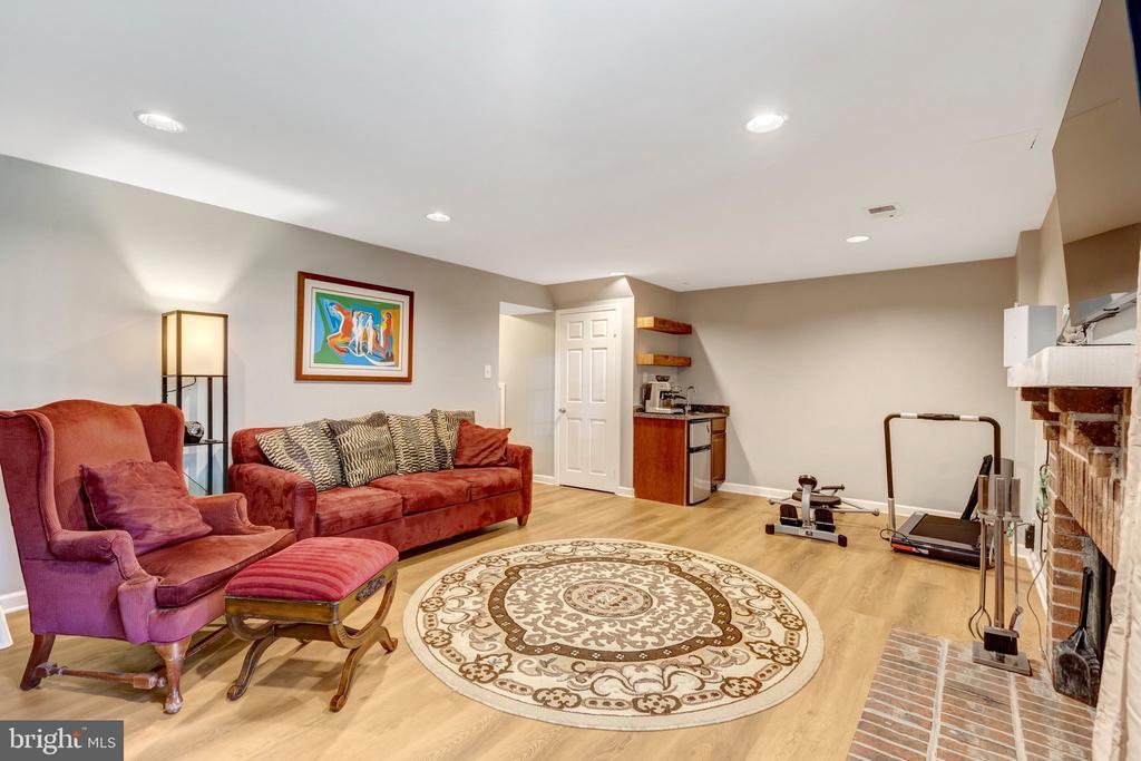 10347 POND SPICE TERRACE