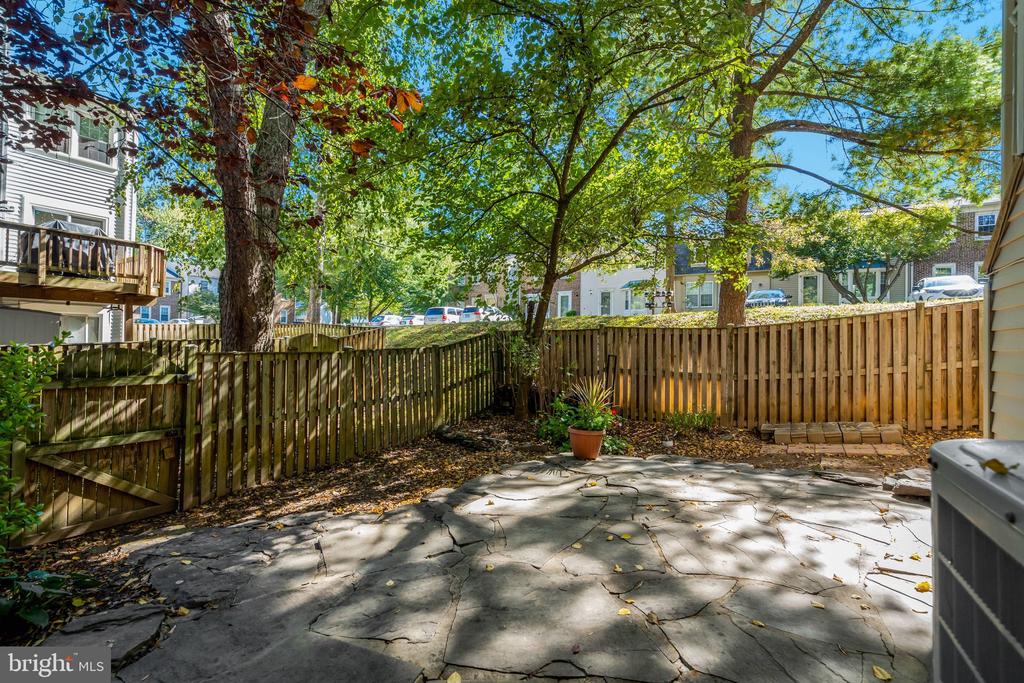10347 POND SPICE TERRACE