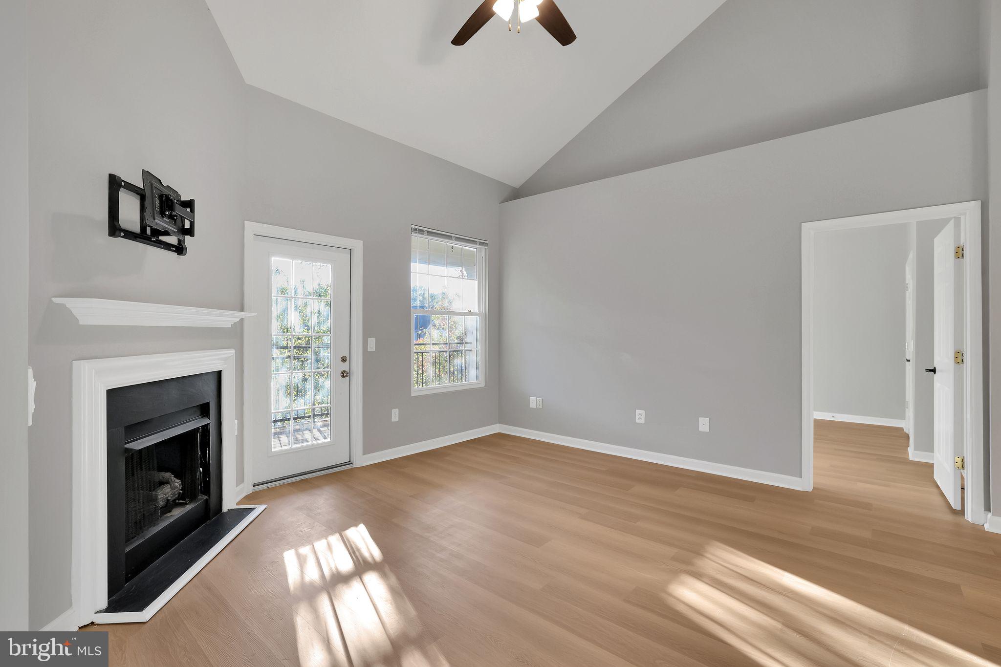 46608 Drysdale Ter #300