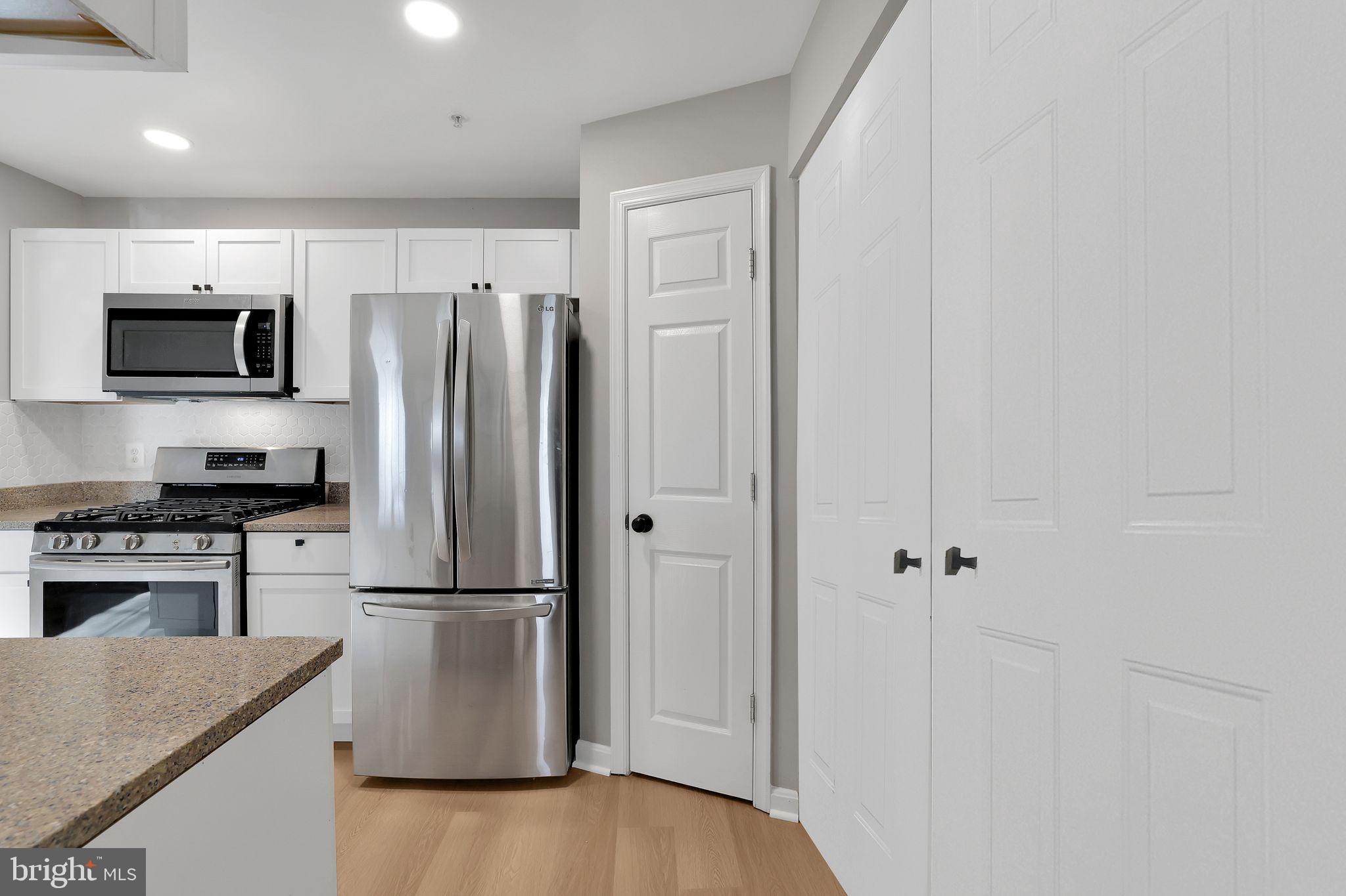 46608 Drysdale Ter #300