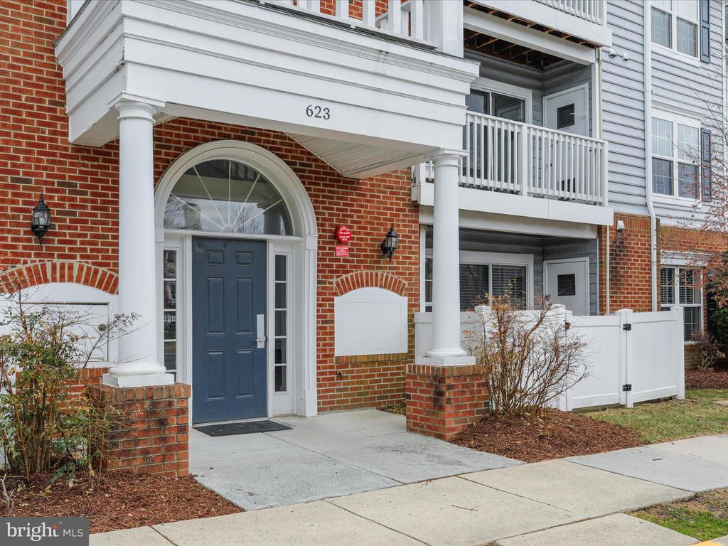 623 Constellation Sq SE #B