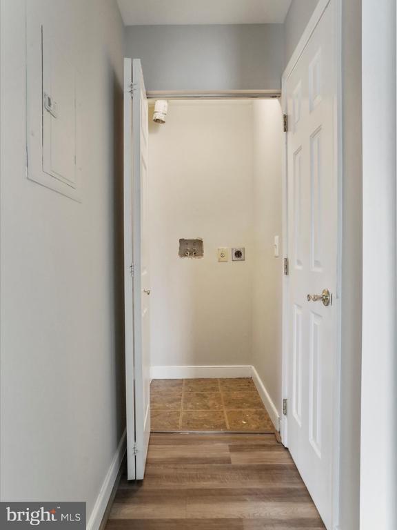 623 Constellation Sq SE #B