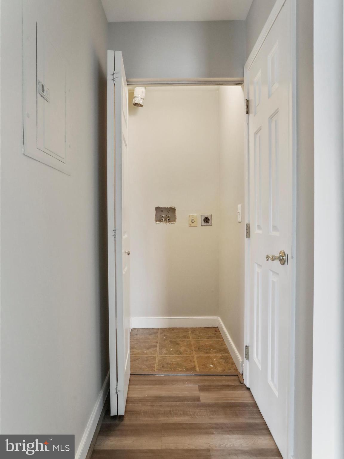 623 Constellation Sq SE #B