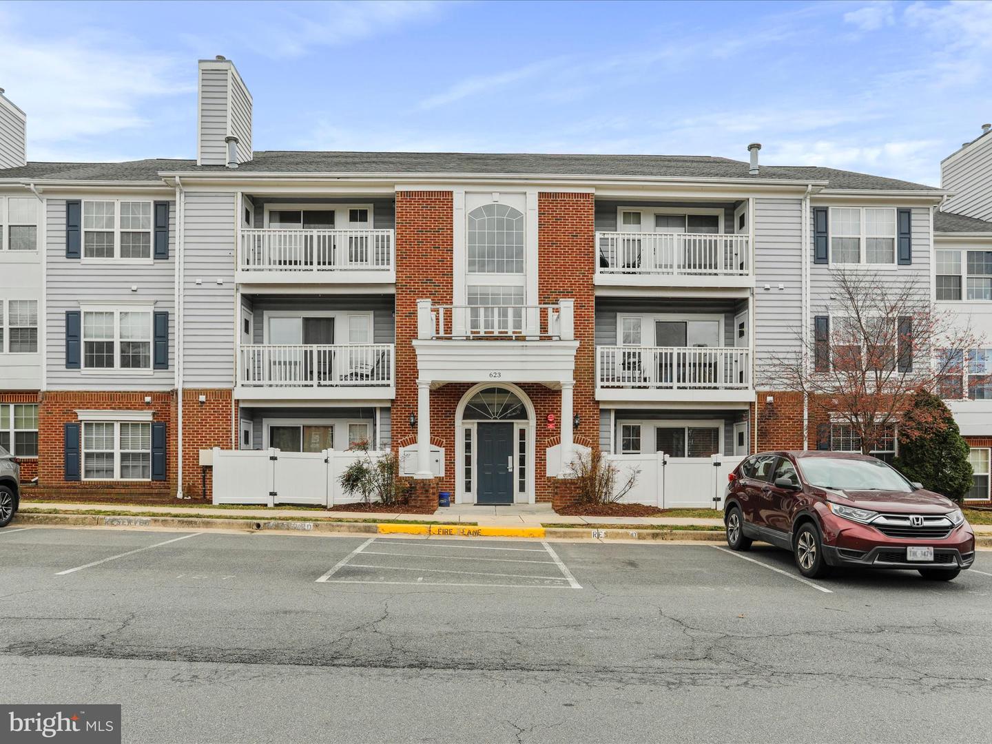 623 Constellation Sq SE #B