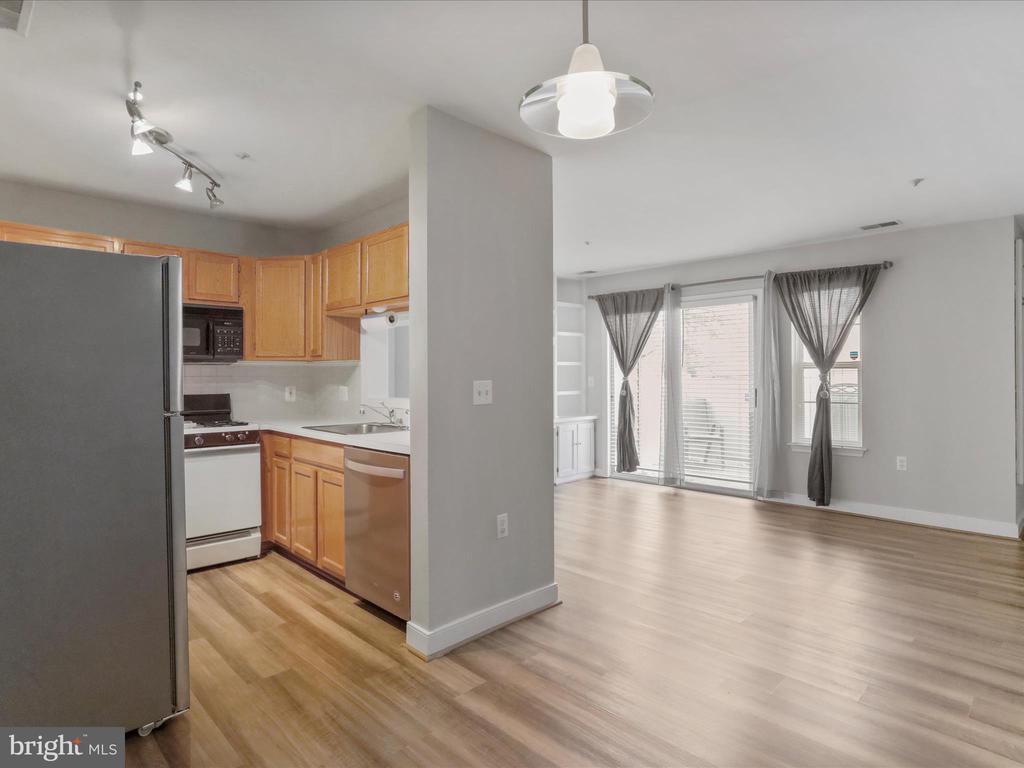 623 Constellation Sq SE #B