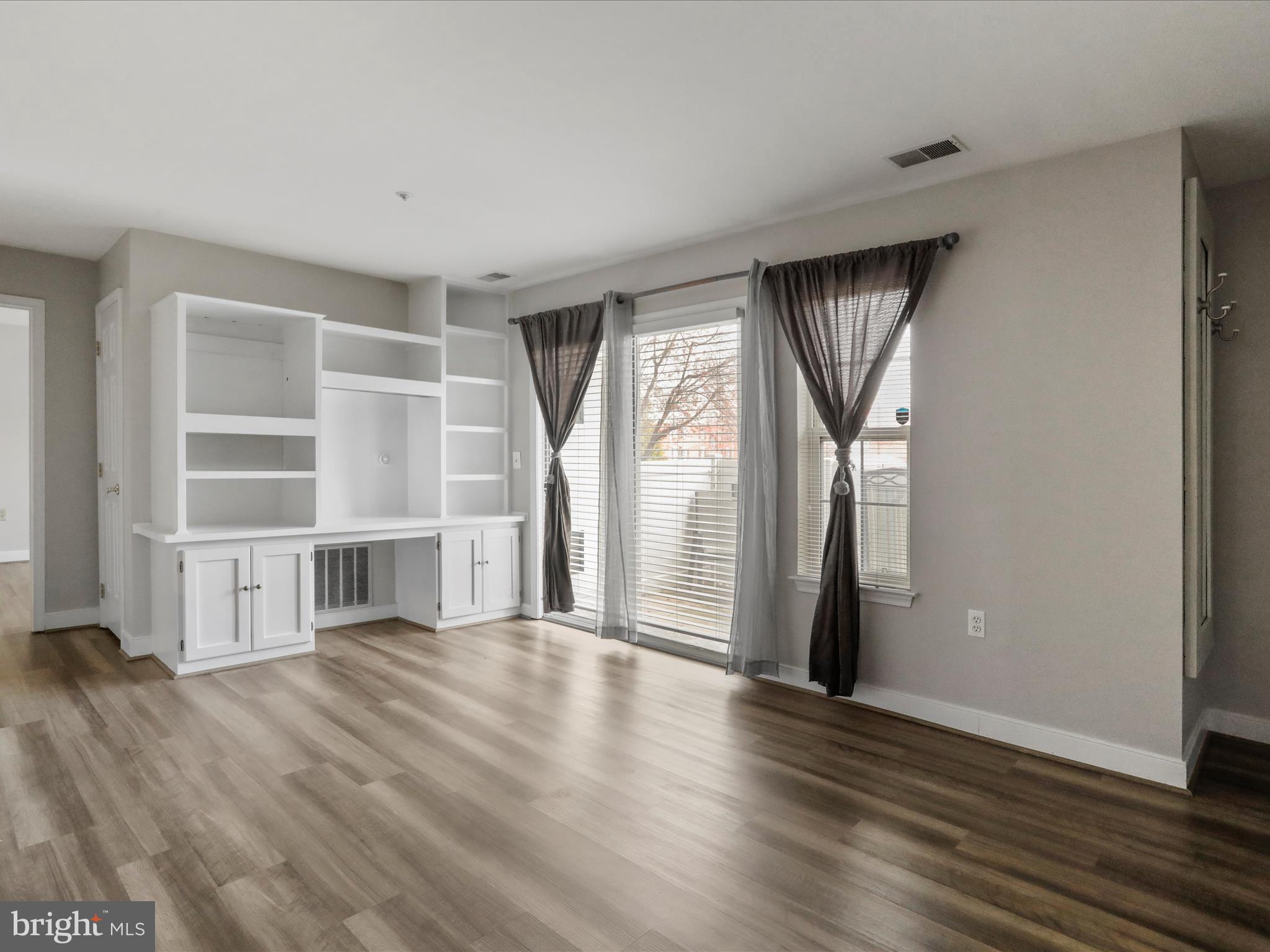 623 Constellation Sq SE #B