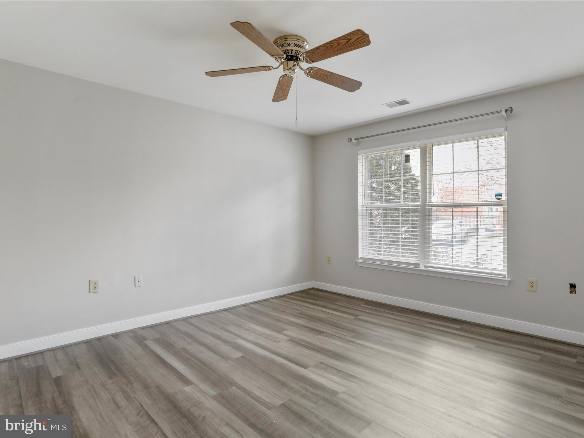 623 Constellation Sq SE #B