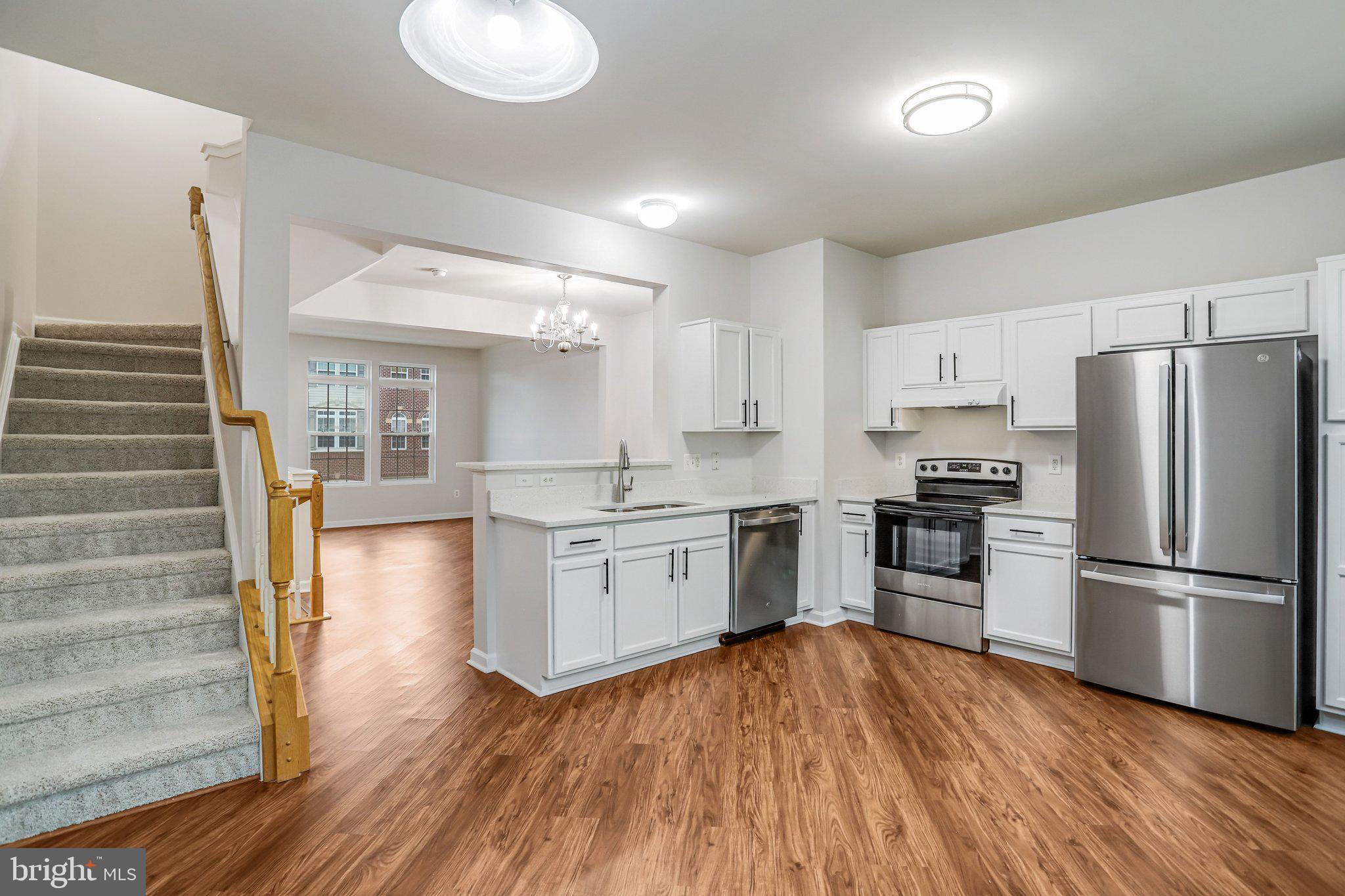 41758 CYNTHIA TERRACE