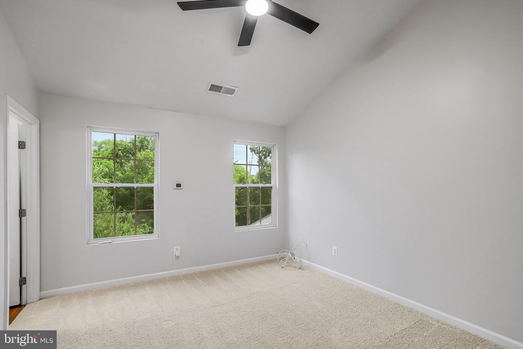 41758 CYNTHIA TERRACE