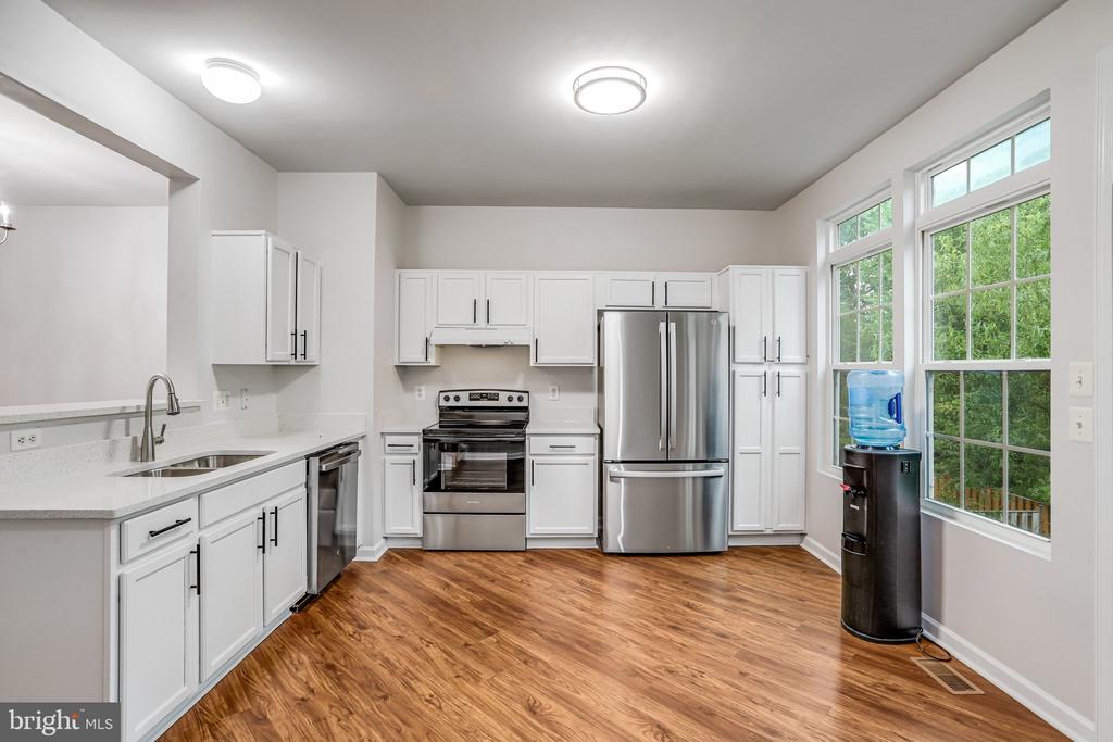 41758 CYNTHIA TERRACE