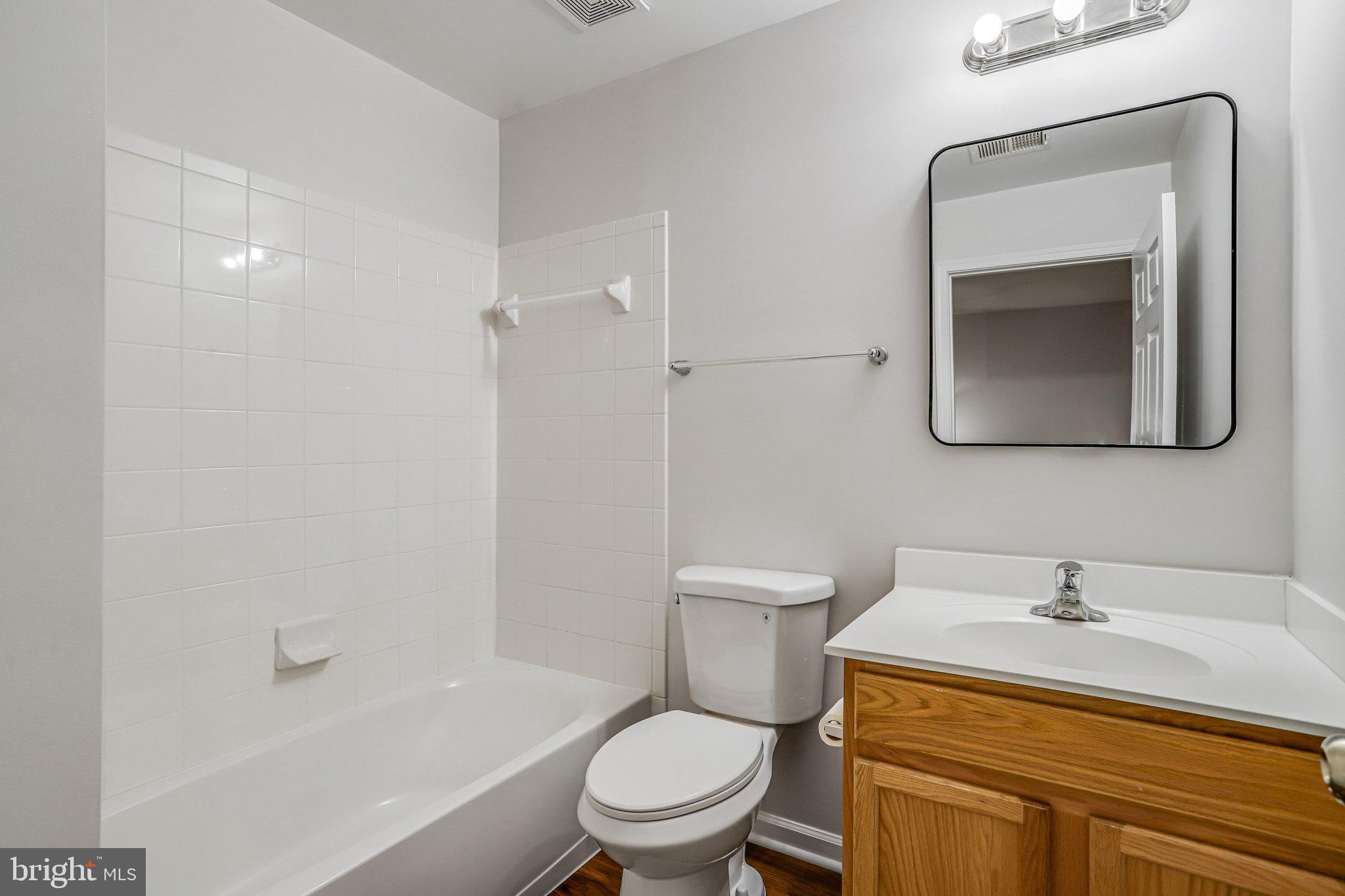 41758 CYNTHIA TERRACE