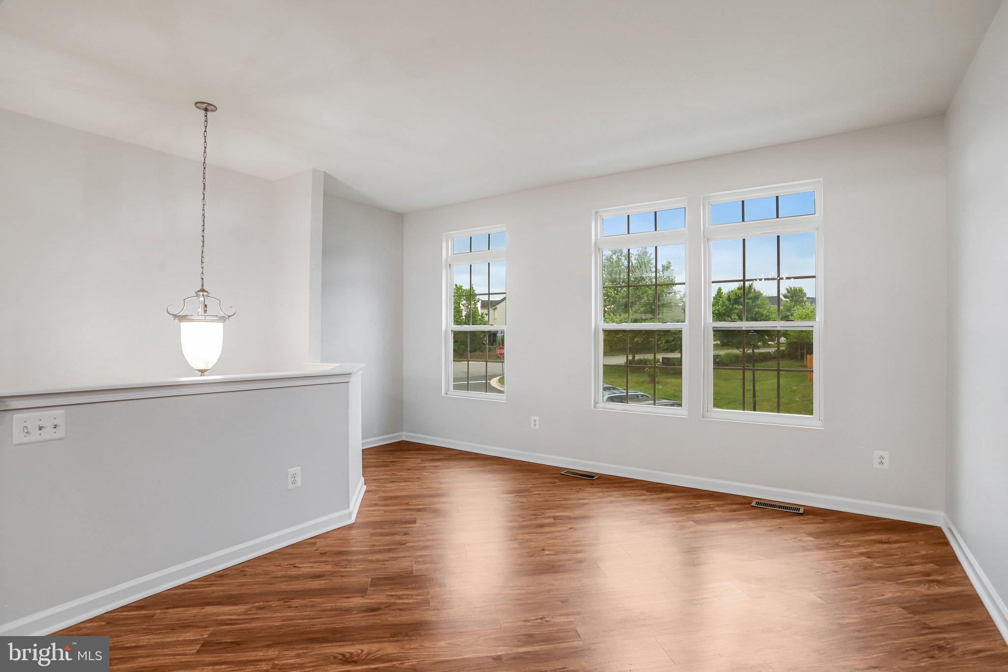41758 CYNTHIA TERRACE