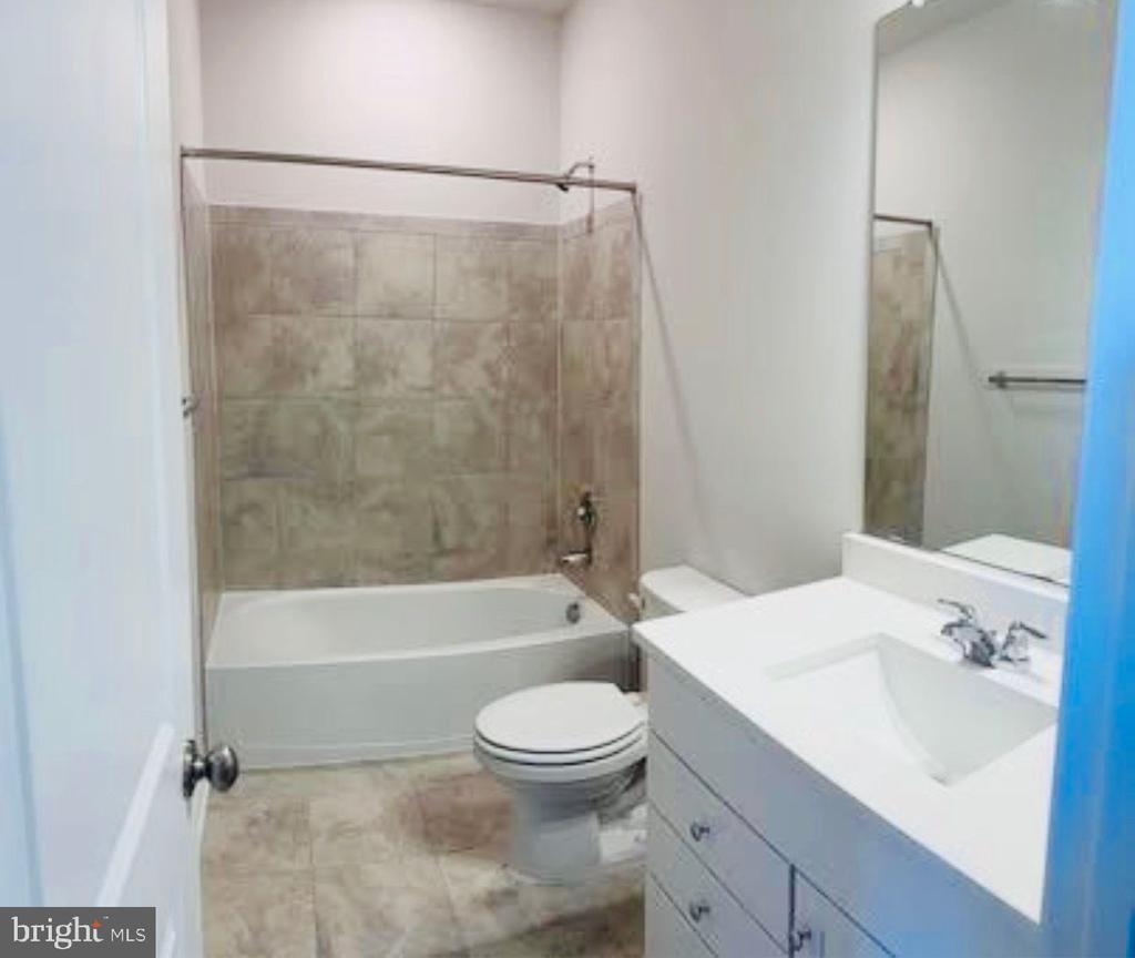 9361 BARNES LOOP